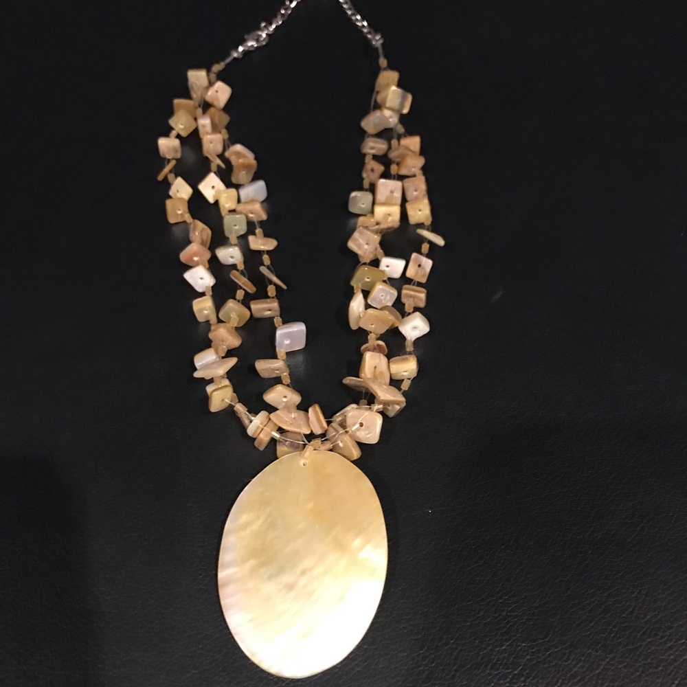 Fun necklace NWOT